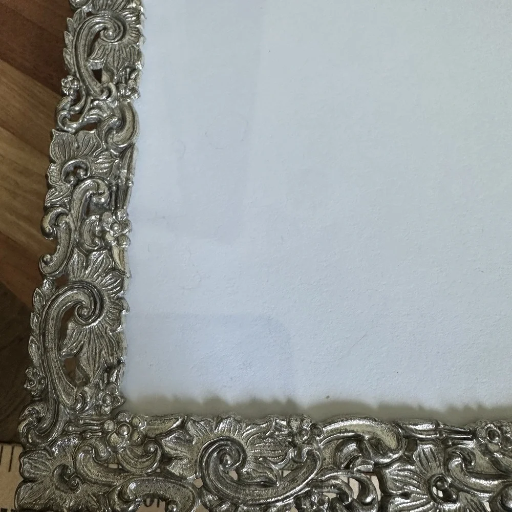 Vintage Floral Paisley Silver Tone Metal Textured Picture Frame Photo 5x7 inch